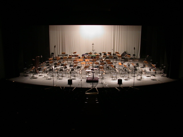 stage-for-symphony-orchestra-1528192-640x480.jpg